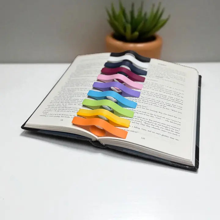 Thumb Page Holder